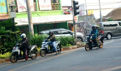 Laju Egoisme di Jalur Satu Arah