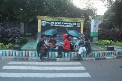 Persaudaraan di Batas Kota: Suara dari Kampung Kite